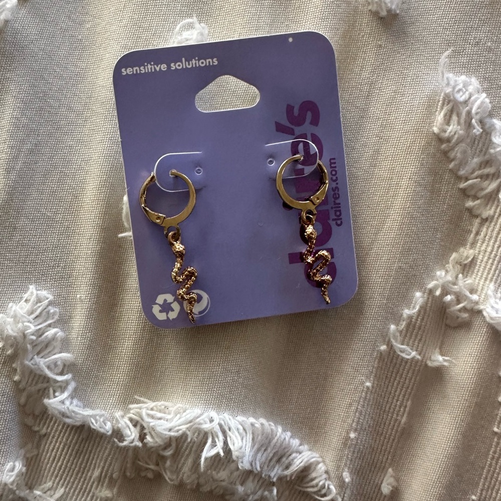 Claire's Gold snake Earrings